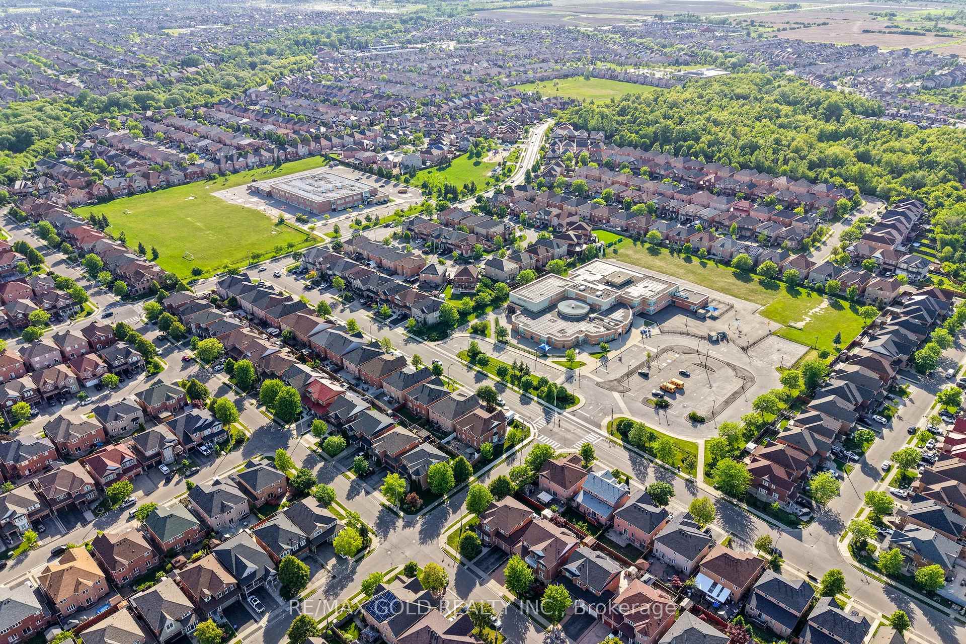 Photo 46 of 261 Mountainash Road, Brampton, Sandringham-Wellington — HOMEH
