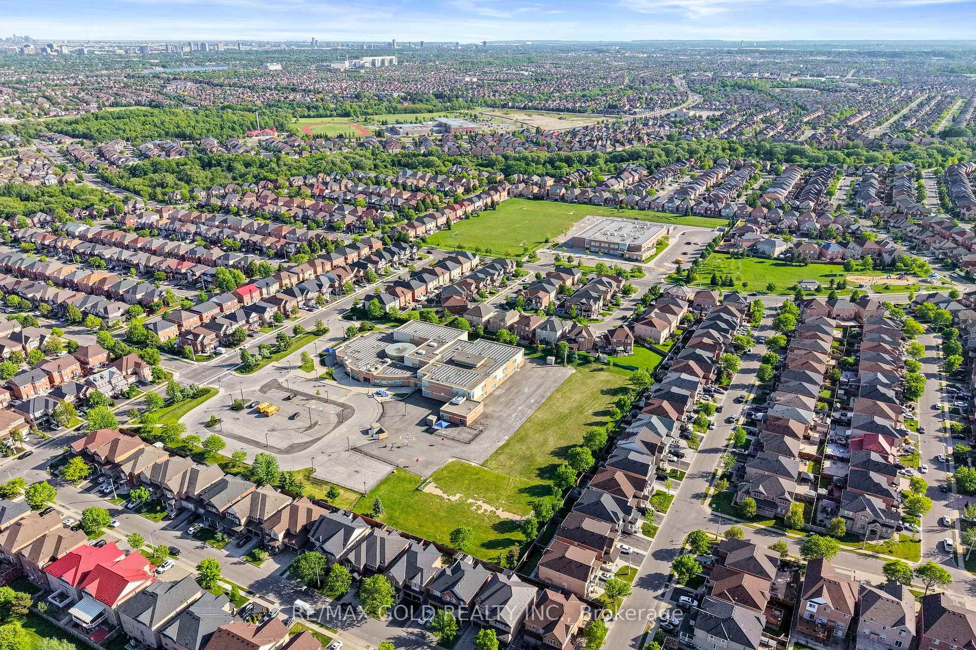 Photo 47 of 261 Mountainash Road, Brampton, Sandringham-Wellington — HOMEH