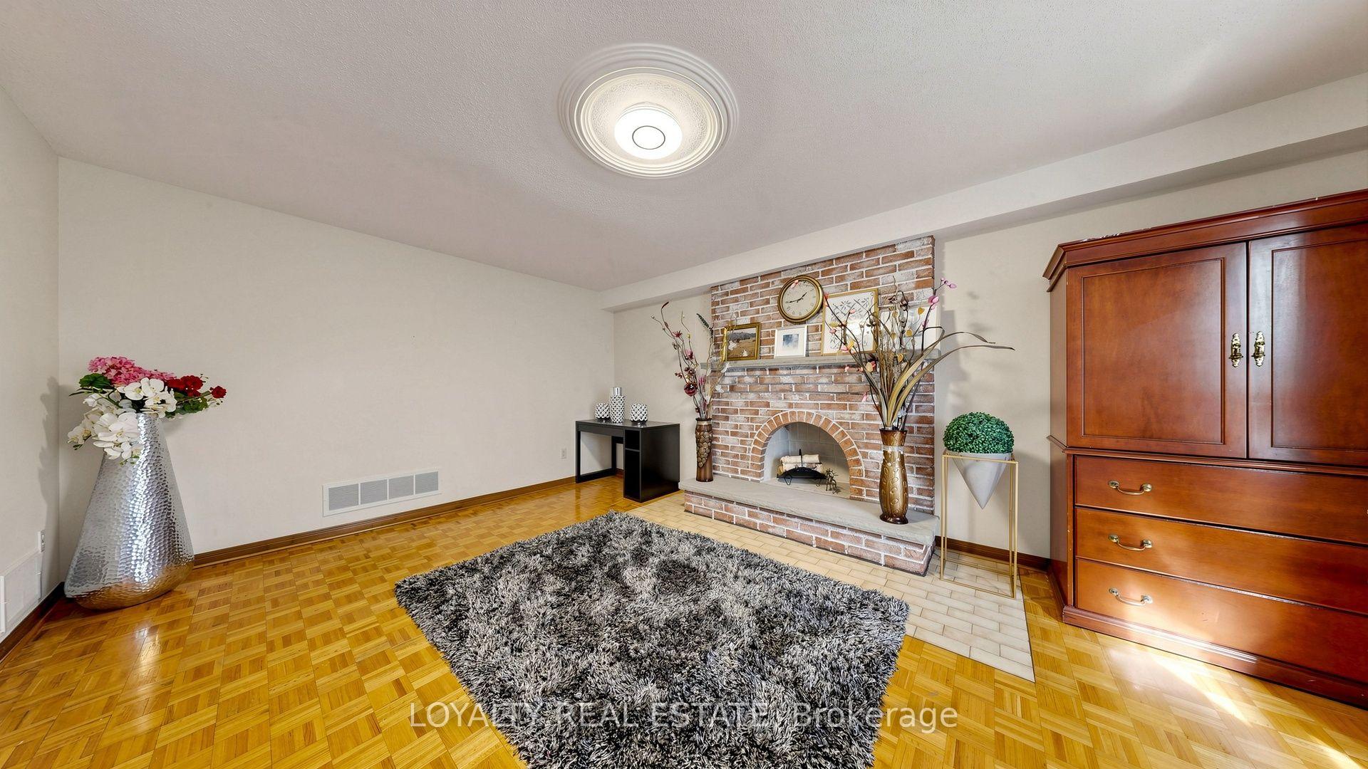 Photo 5 of 3435 Ellesmere Road, Scarborough, Highland Creek — HOMEH