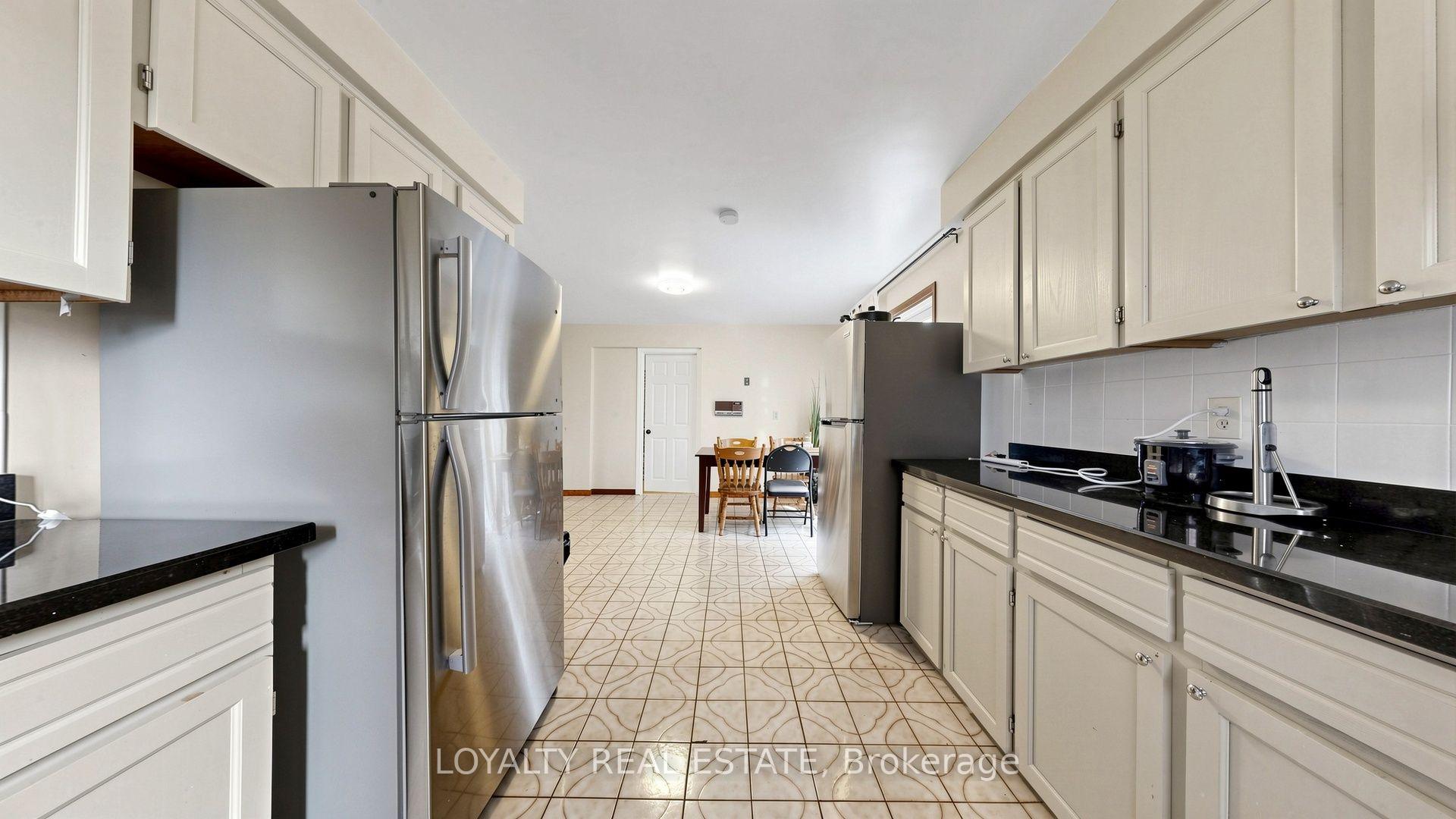 Photo 11 of 3435 Ellesmere Road, Scarborough, Highland Creek — HOMEH