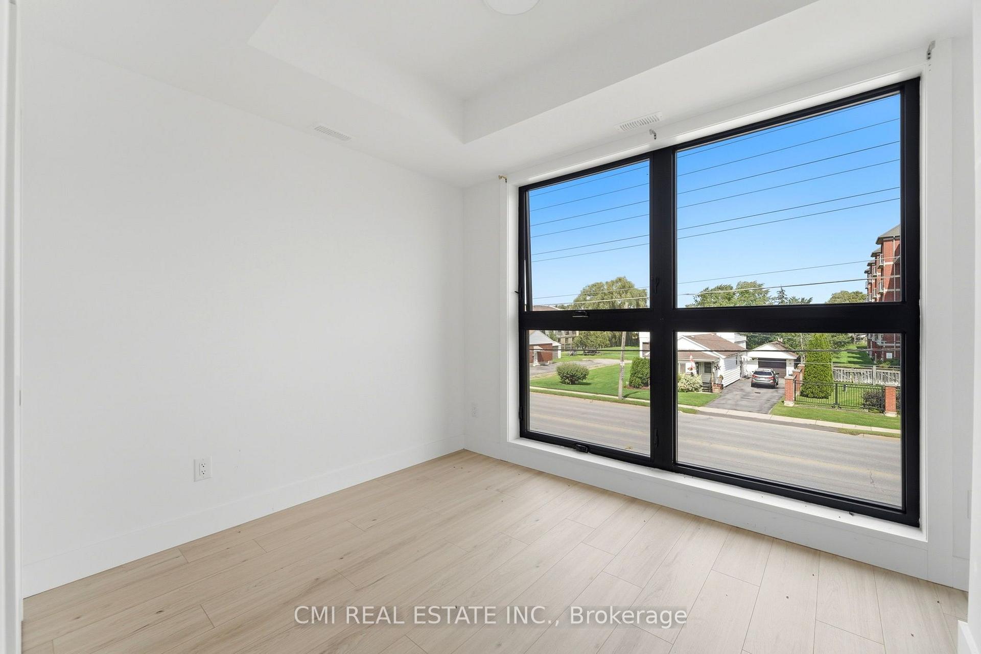 Photo 17 of Unit 302, 7277 Wilson Crescent, Niagara Falls, Oldfield — HOMEH