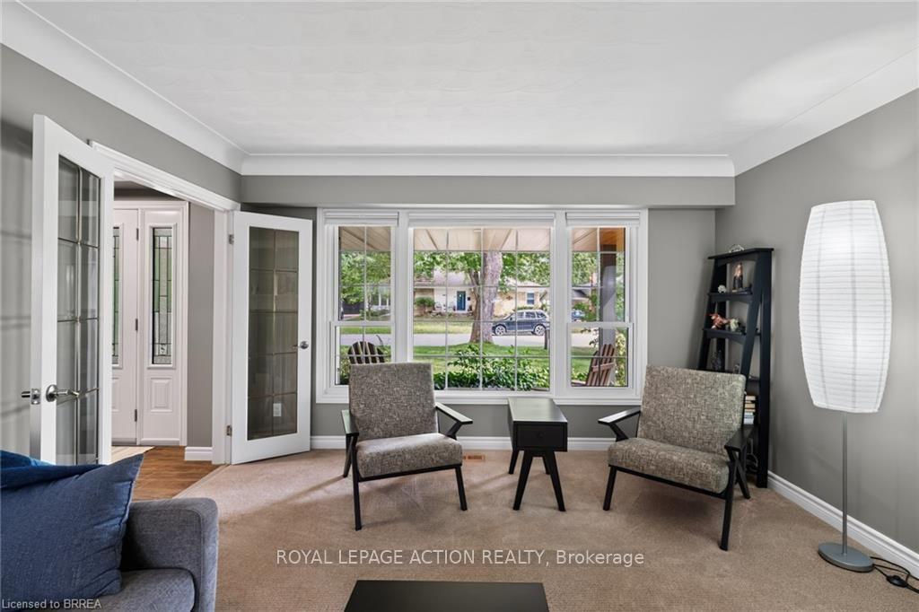 Photo 15 of 42 Robinson Avenue, Brantford, Echo Place — HOMEH