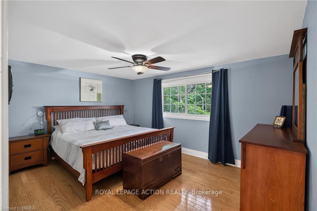 Photo 22 of 42 Robinson Avenue, Brantford, Echo Place — HOMEH