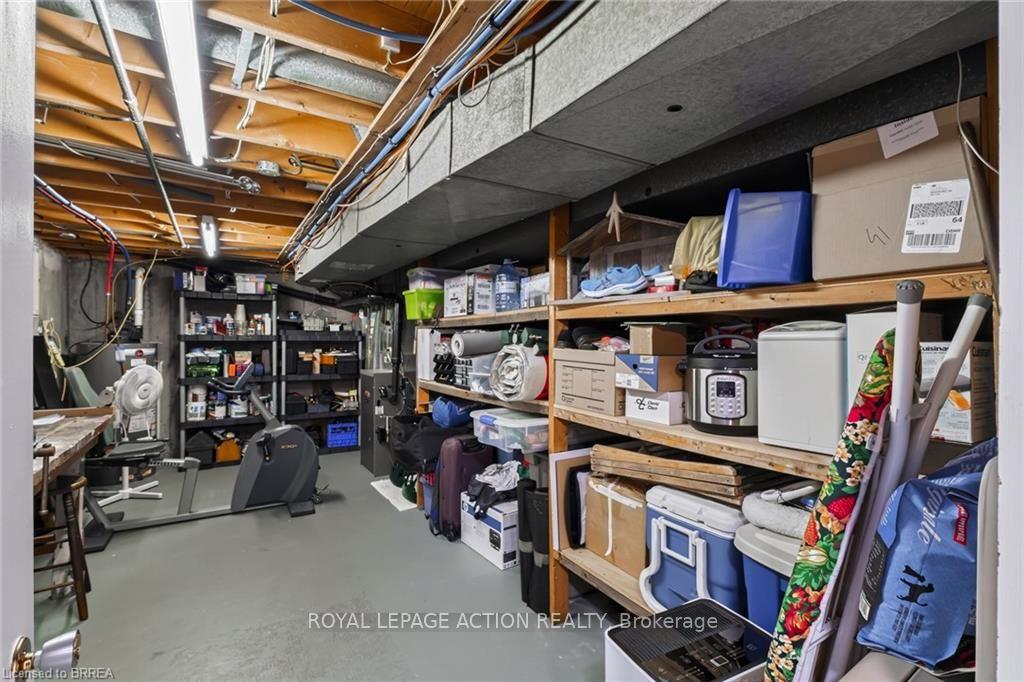 Photo 38 of 42 Robinson Avenue, Brantford, Echo Place — HOMEH