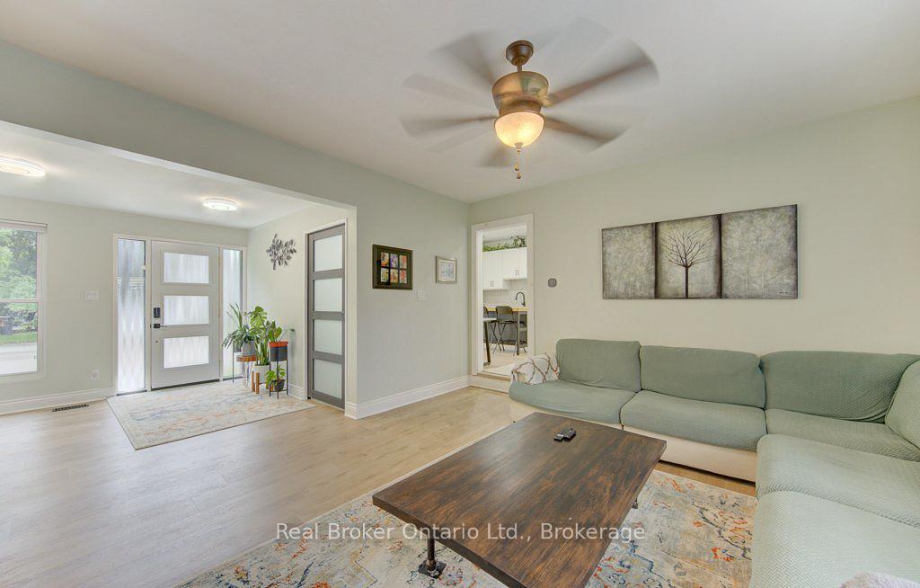 Photo 7 of 17 Amelia Street, Brant, Paris — HOMEH