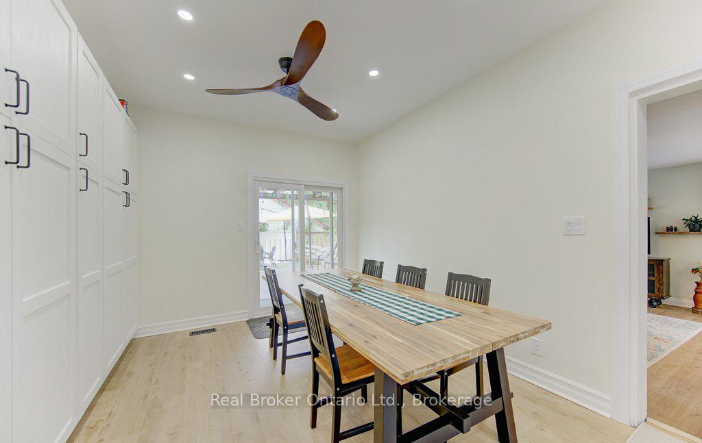 Photo 10 of 17 Amelia Street, Brant, Paris — HOMEH