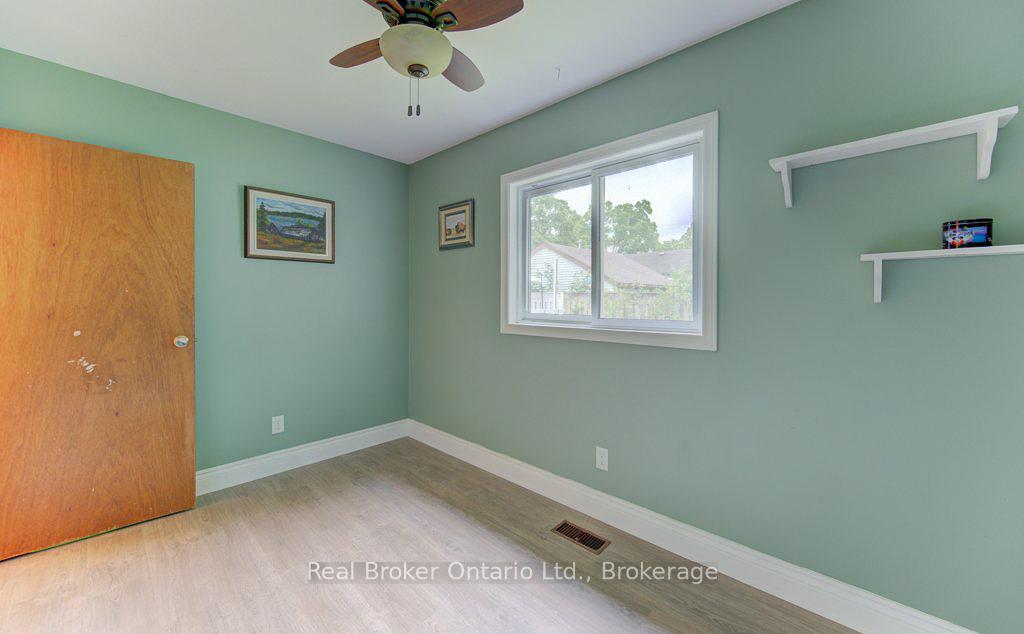 Photo 22 of 17 Amelia Street, Brant, Paris — HOMEH