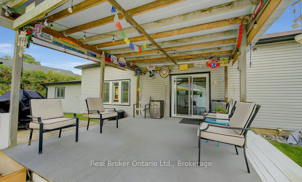Photo 28 of 17 Amelia Street, Brant, Paris — HOMEH