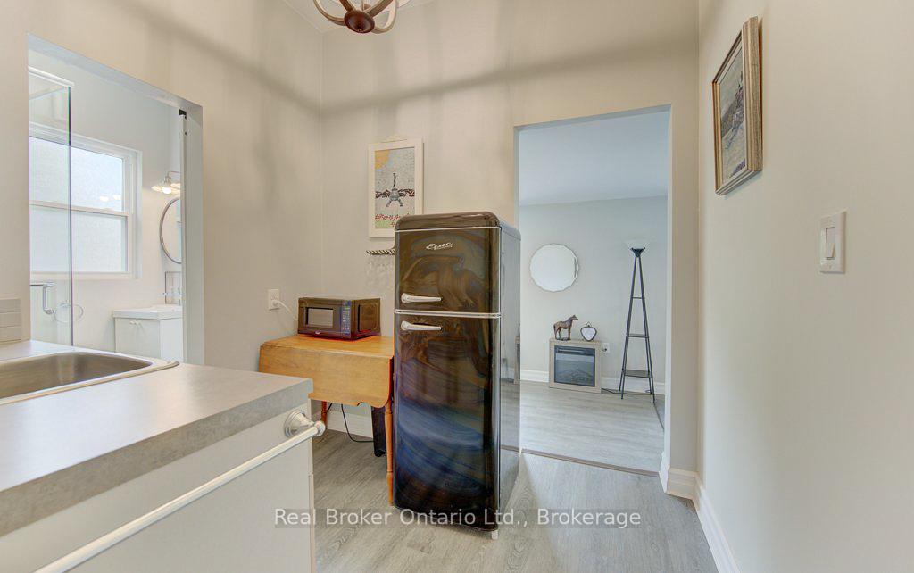 Photo 39 of 17 Amelia Street, Brant, Paris — HOMEH
