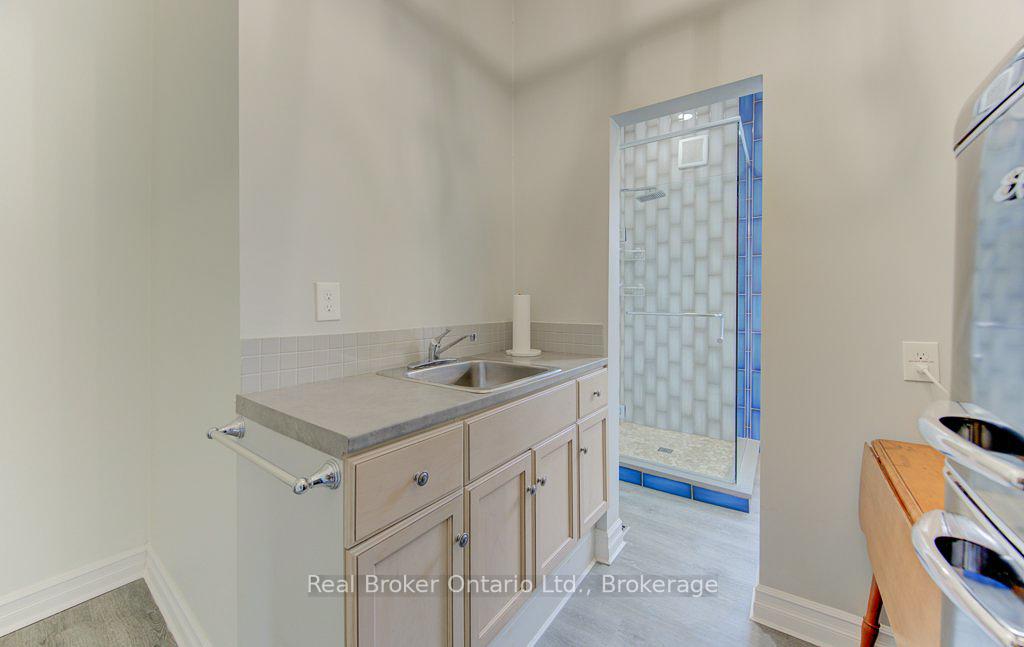 Photo 40 of 17 Amelia Street, Brant, Paris — HOMEH