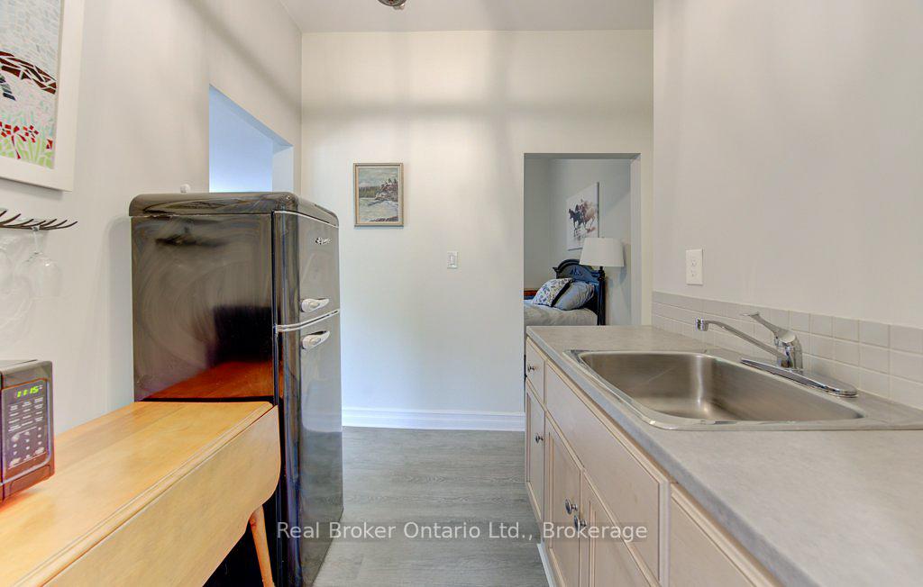 Photo 42 of 17 Amelia Street, Brant, Paris — HOMEH