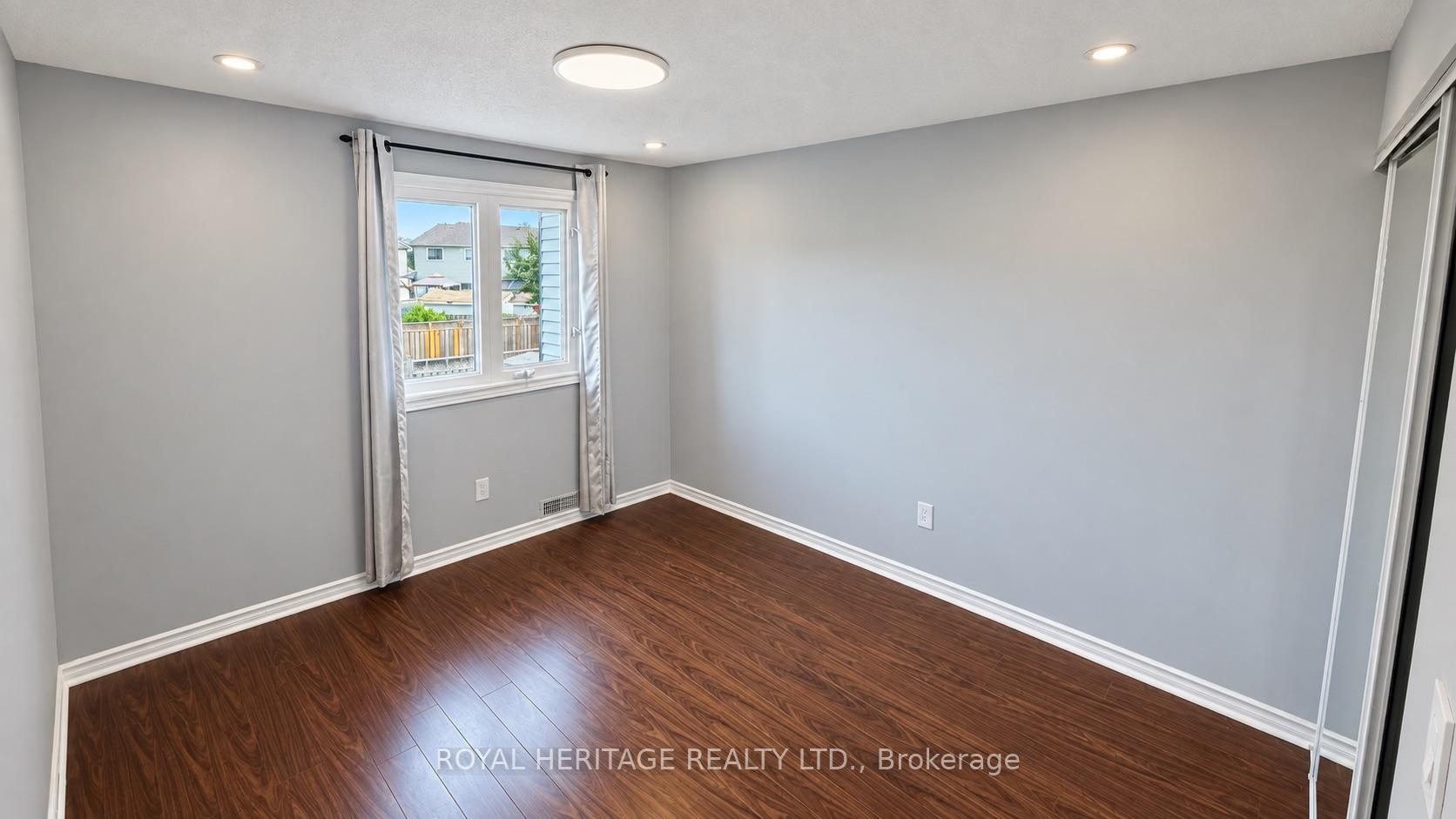 Photo 26 of 531 Dorchester Drive, Oshawa, Vanier — HOMEH