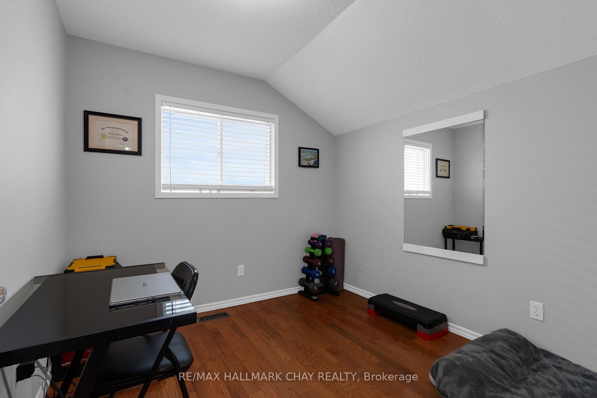 Photo 12 of 222 Wessenger Drive, Barrie, Holly — HOMEH