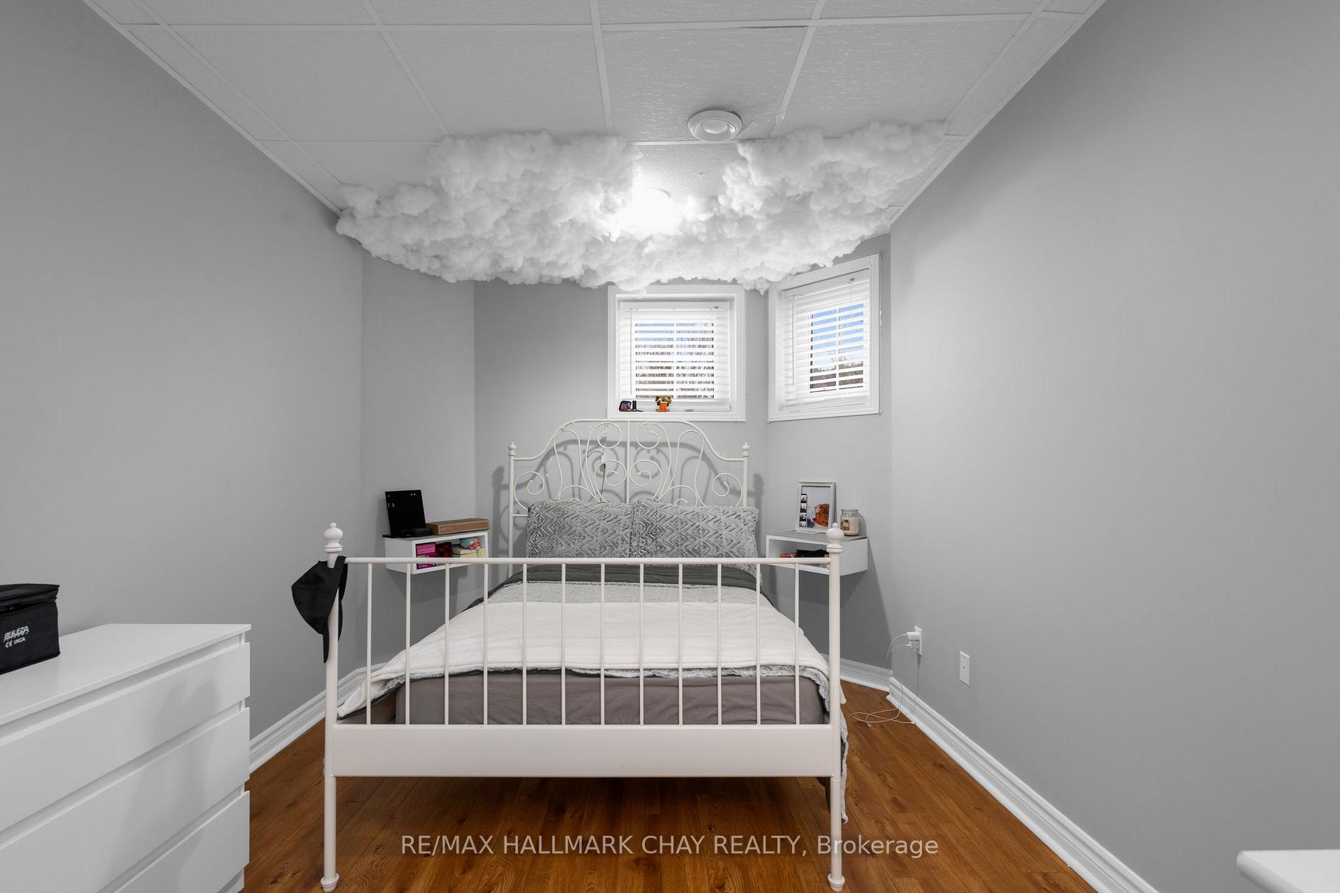 Photo 17 of 222 Wessenger Drive, Barrie, Holly — HOMEH