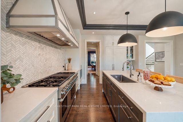 Photo 11 of 56 Pine Crescent, Toronto, The Beaches — HOMEH