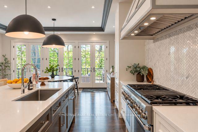 Photo 12 of 56 Pine Crescent, Toronto, The Beaches — HOMEH