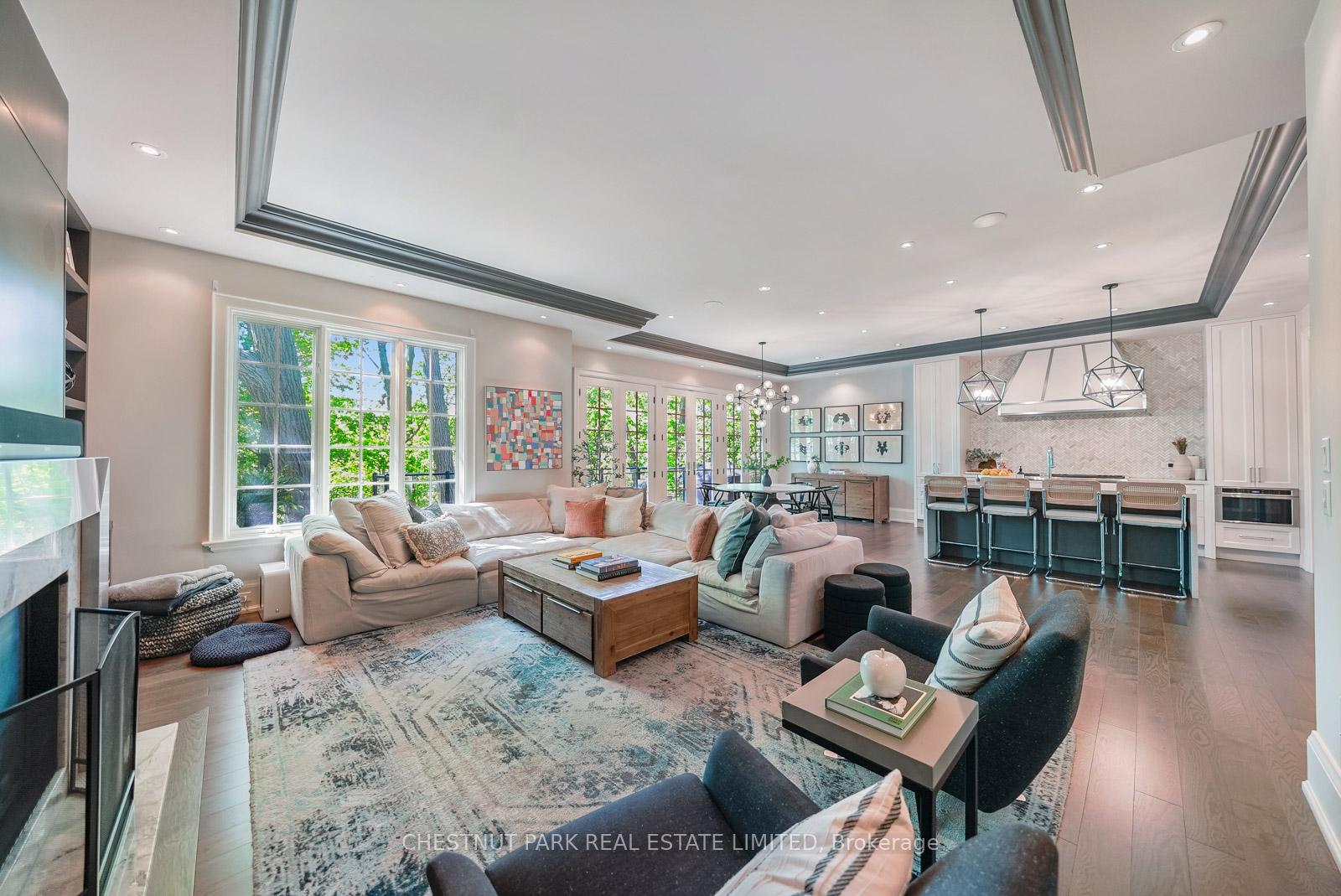 Photo 17 of 56 Pine Crescent, Toronto, The Beaches — HOMEH