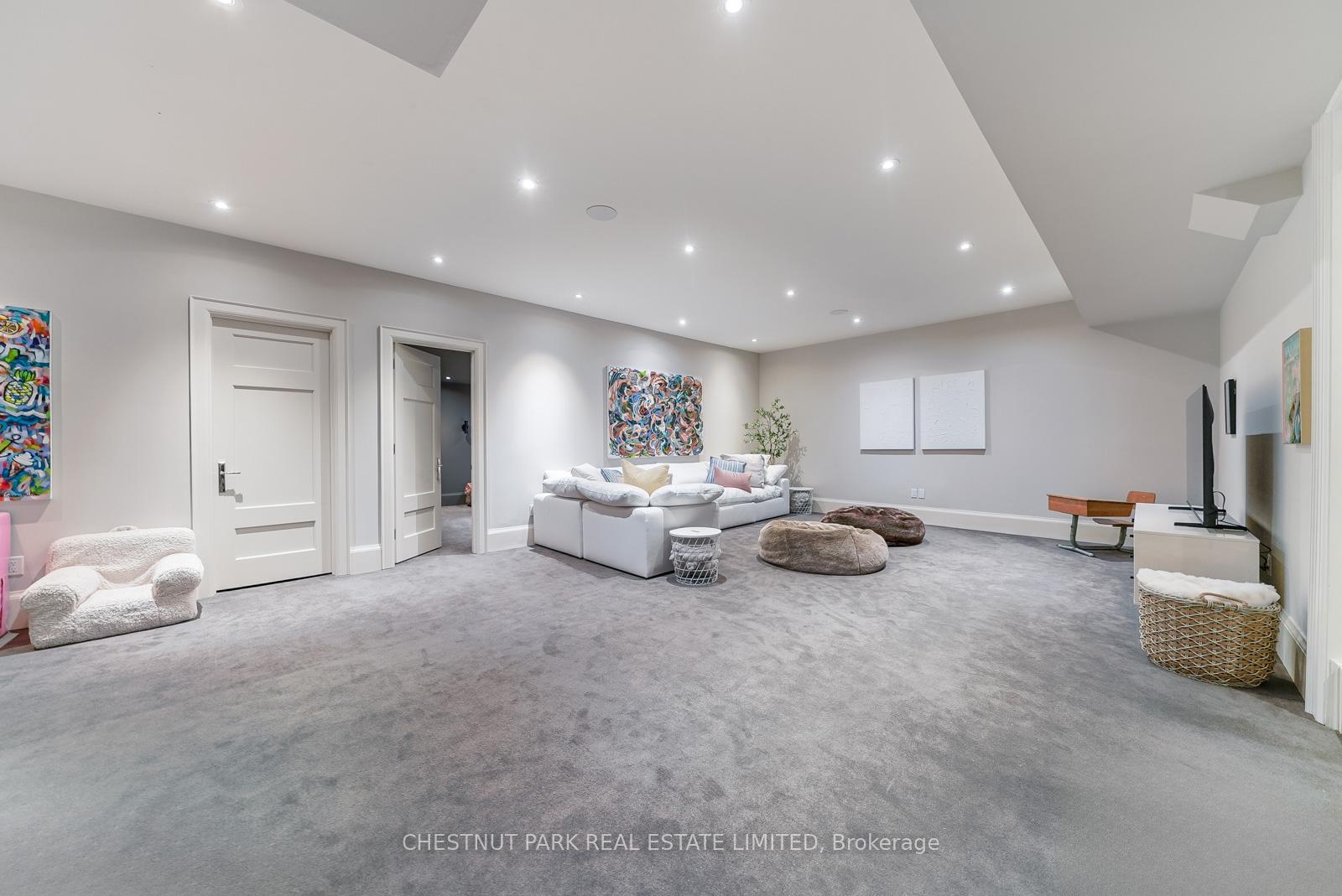 Photo 29 of 56 Pine Crescent, Toronto, The Beaches — HOMEH