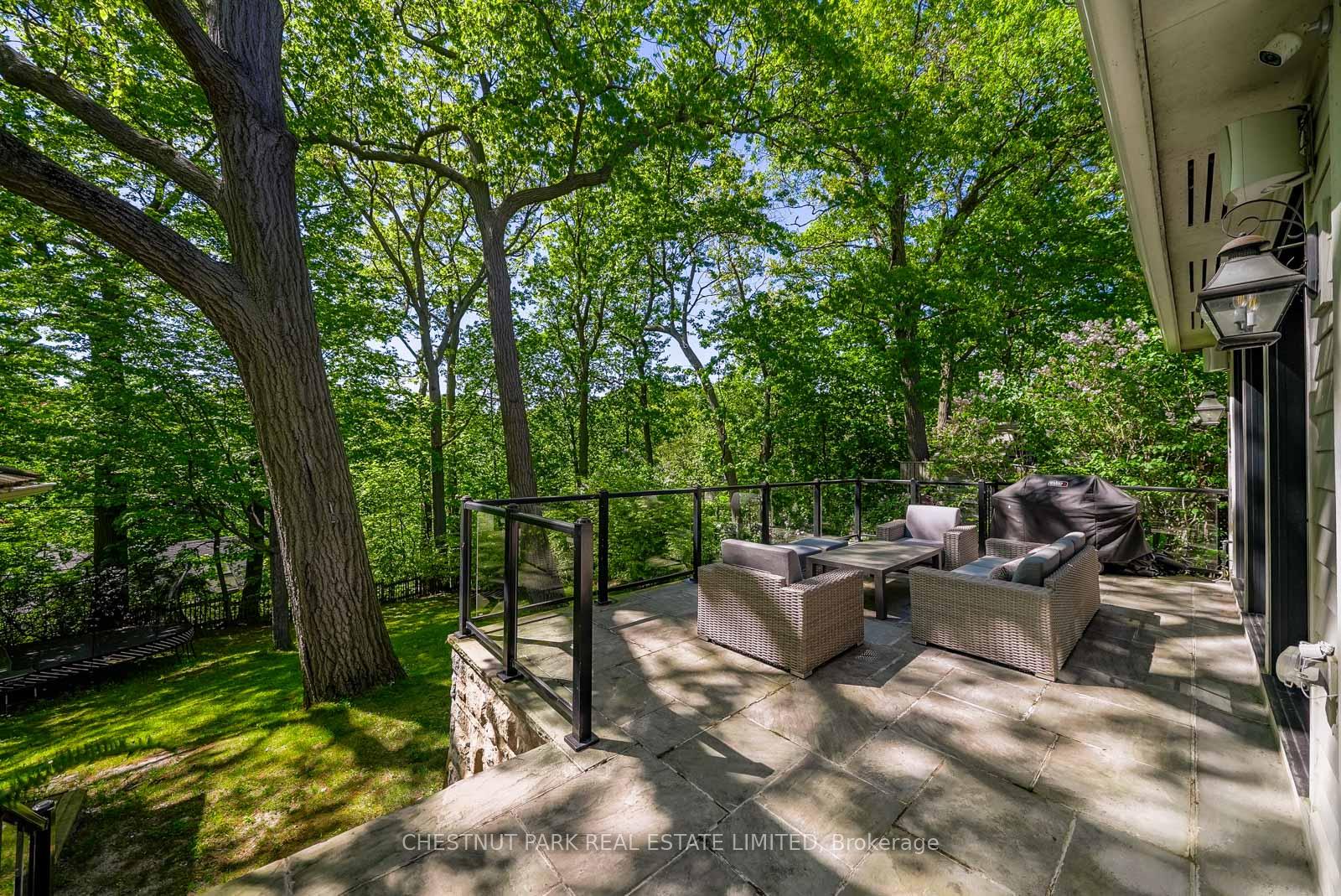 Photo 33 of 56 Pine Crescent, Toronto, The Beaches — HOMEH