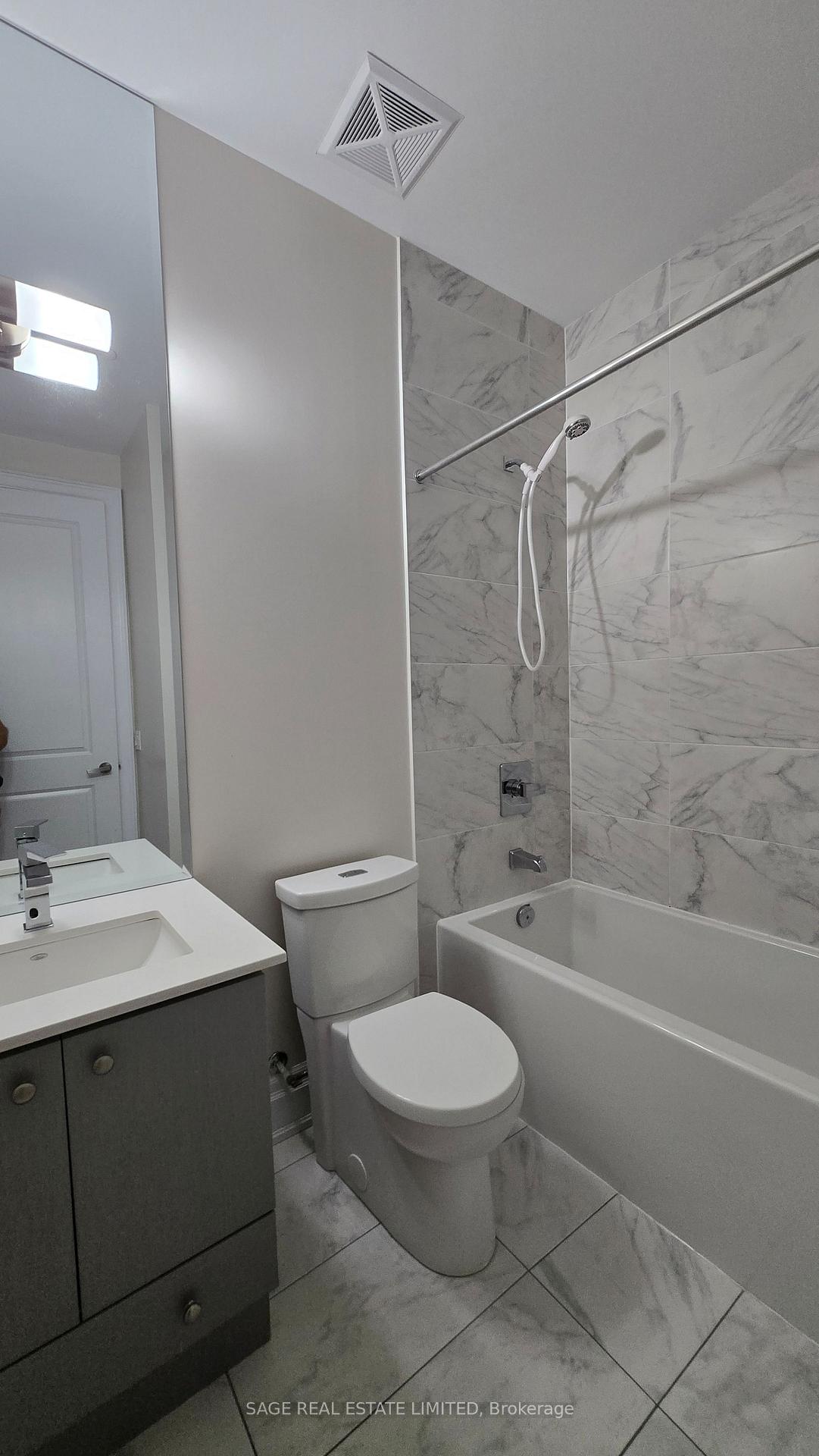 Photo 32 of Unit 111, 9085 Jane Street, Vaughan, Concord — HOMEH