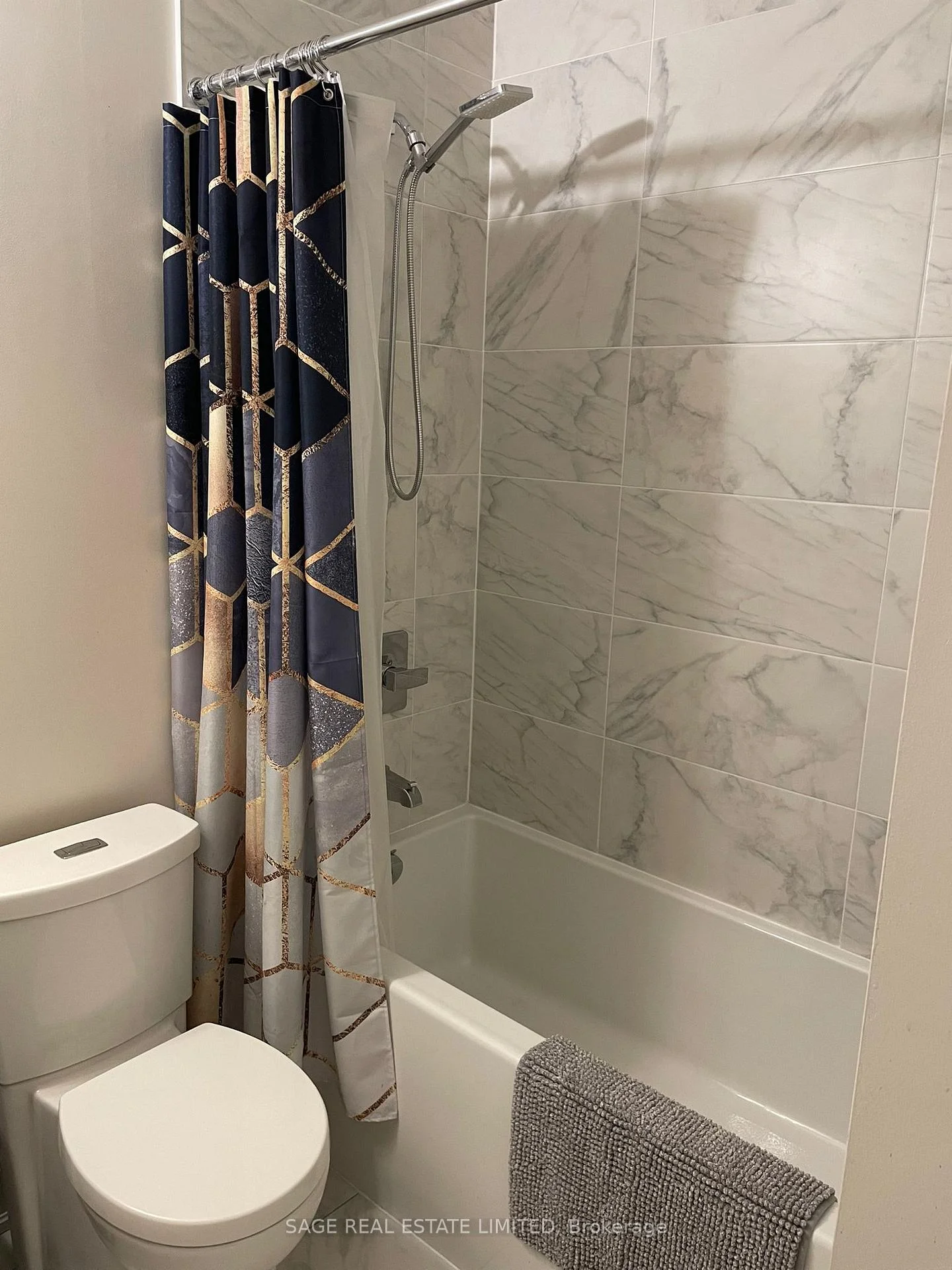 Photo 15 of Unit 111, 9085 Jane Street, Vaughan, Concord — HOMEH