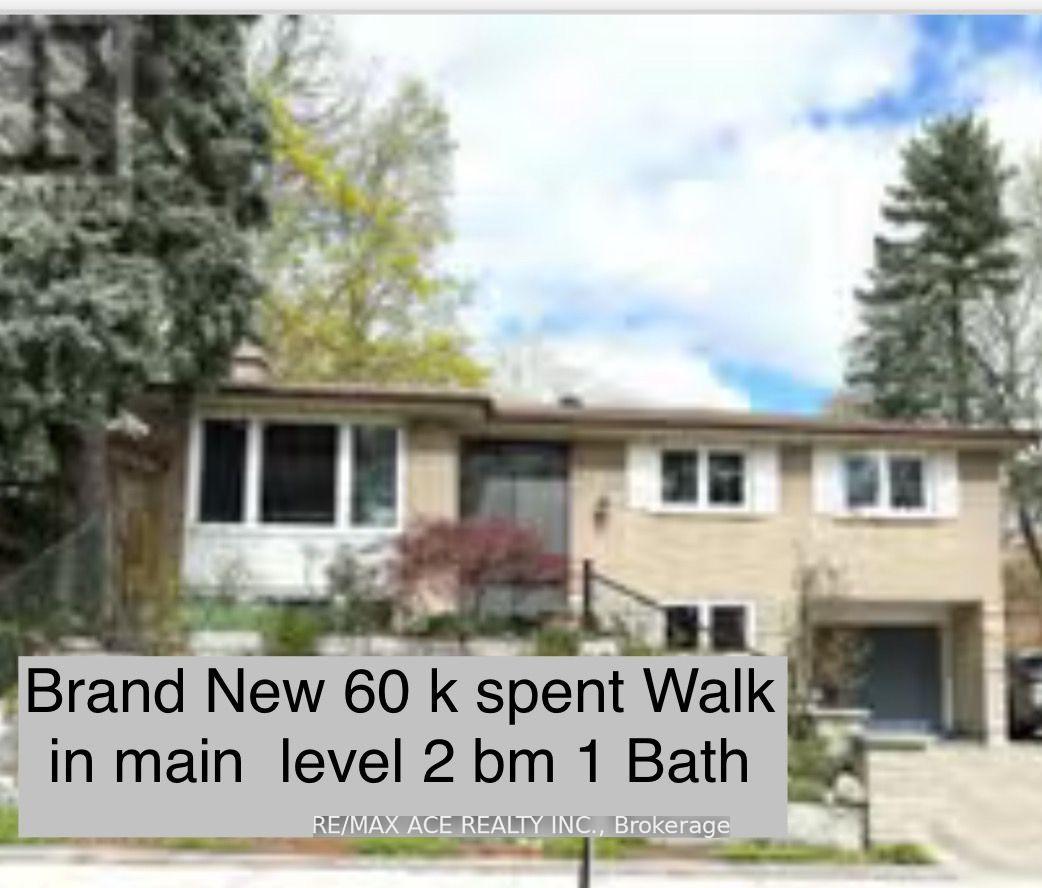 Photo 2 of Unit Walkin B, 104 Rameau Drive, North York, Hillcrest Village — HOMEH