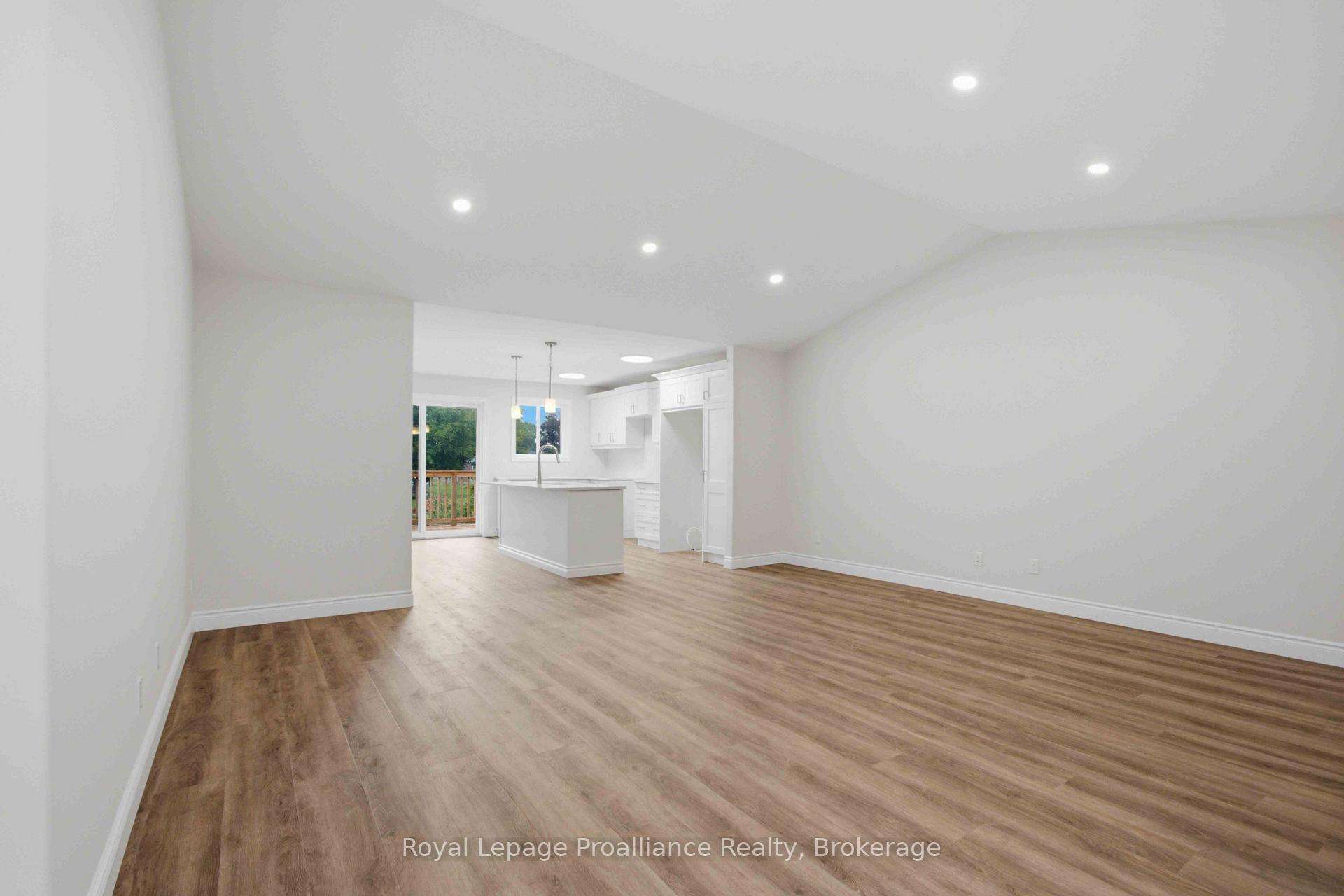 Photo 5 of 33 Clayton John Avenue, Brighton — HOMEH
