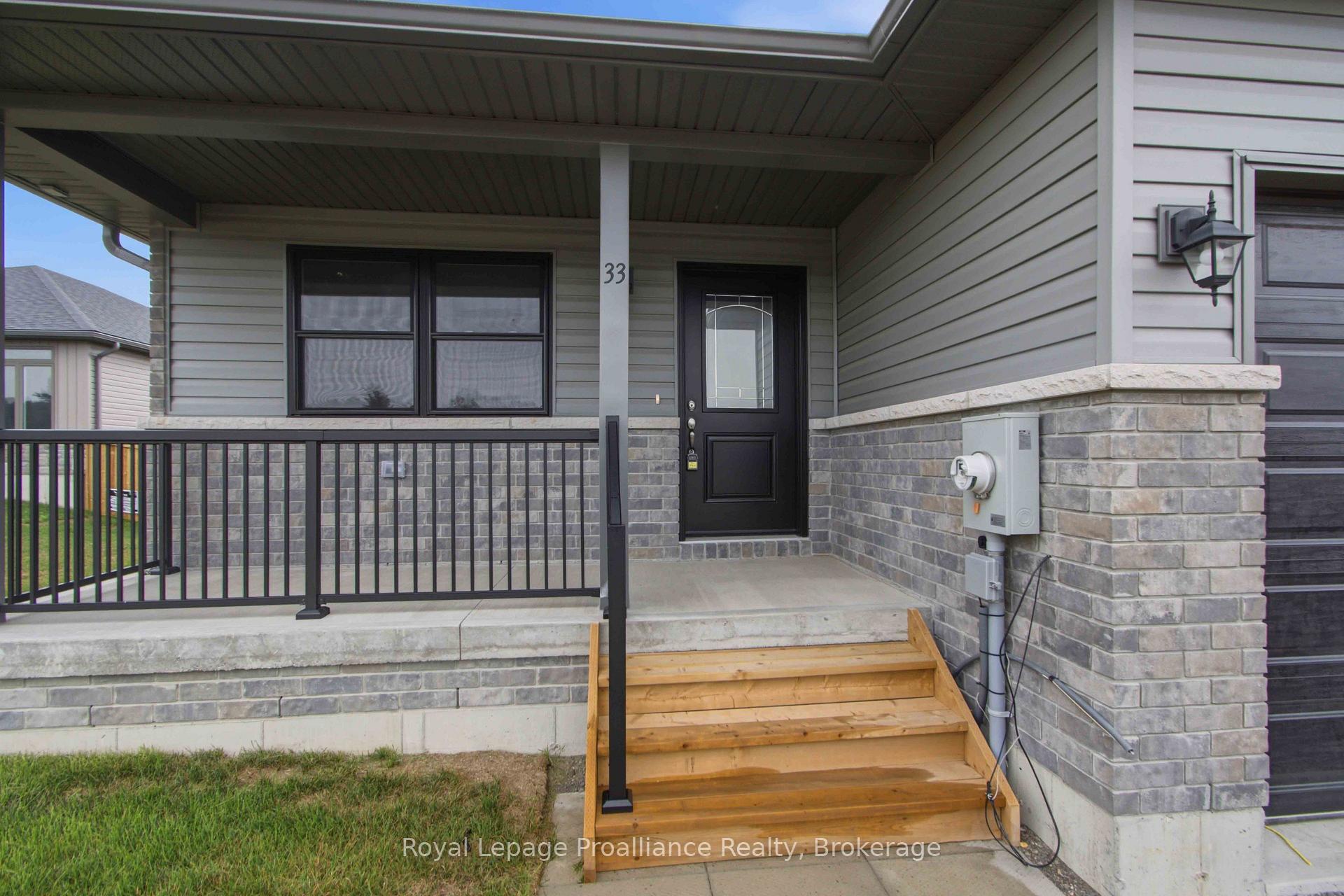 Photo 3 of 33 Clayton John Avenue, Brighton — HOMEH