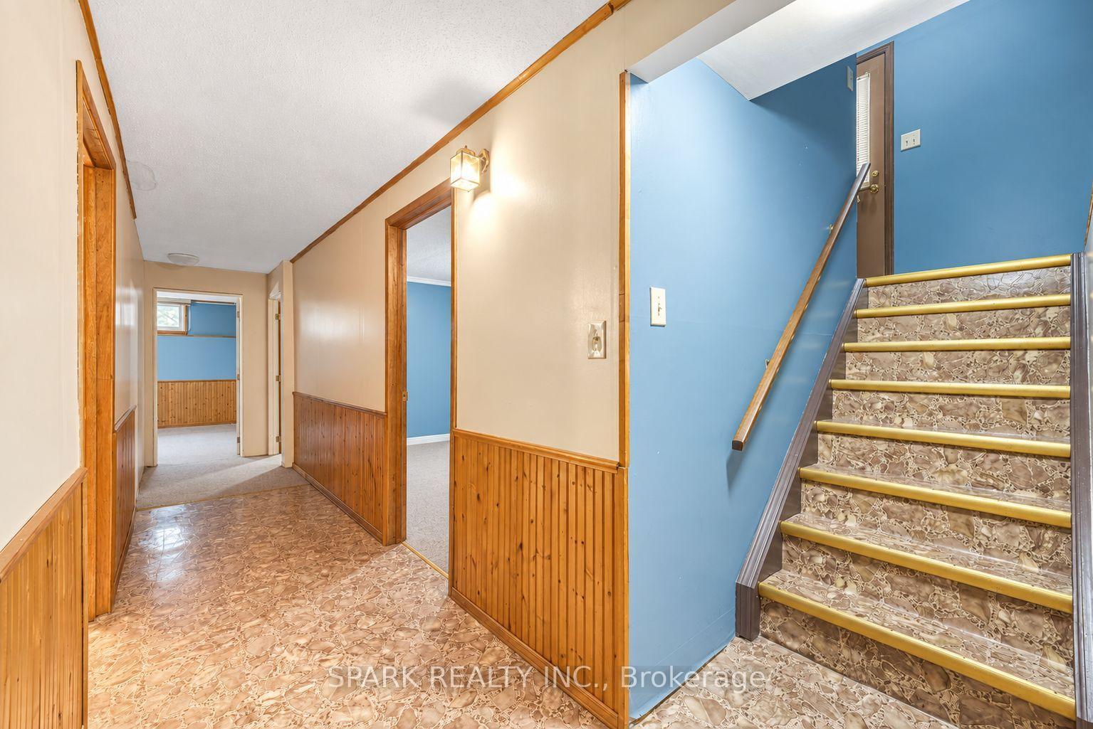Photo 19 of 28 Lampman Crescent, Thorold, Confederation Heights — HOMEH