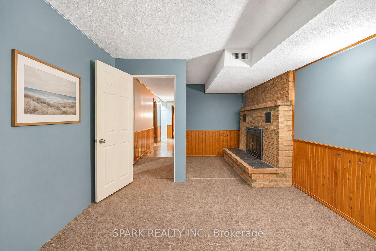 Photo 20 of 28 Lampman Crescent, Thorold, Confederation Heights — HOMEH