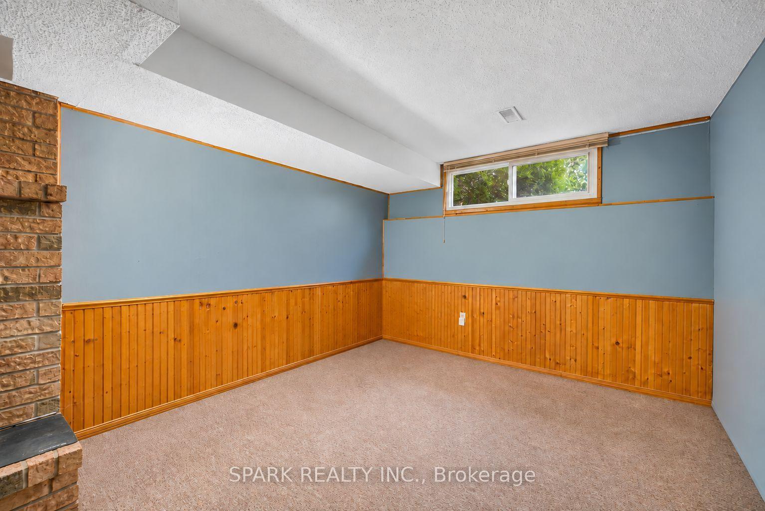 Photo 21 of 28 Lampman Crescent, Thorold, Confederation Heights — HOMEH