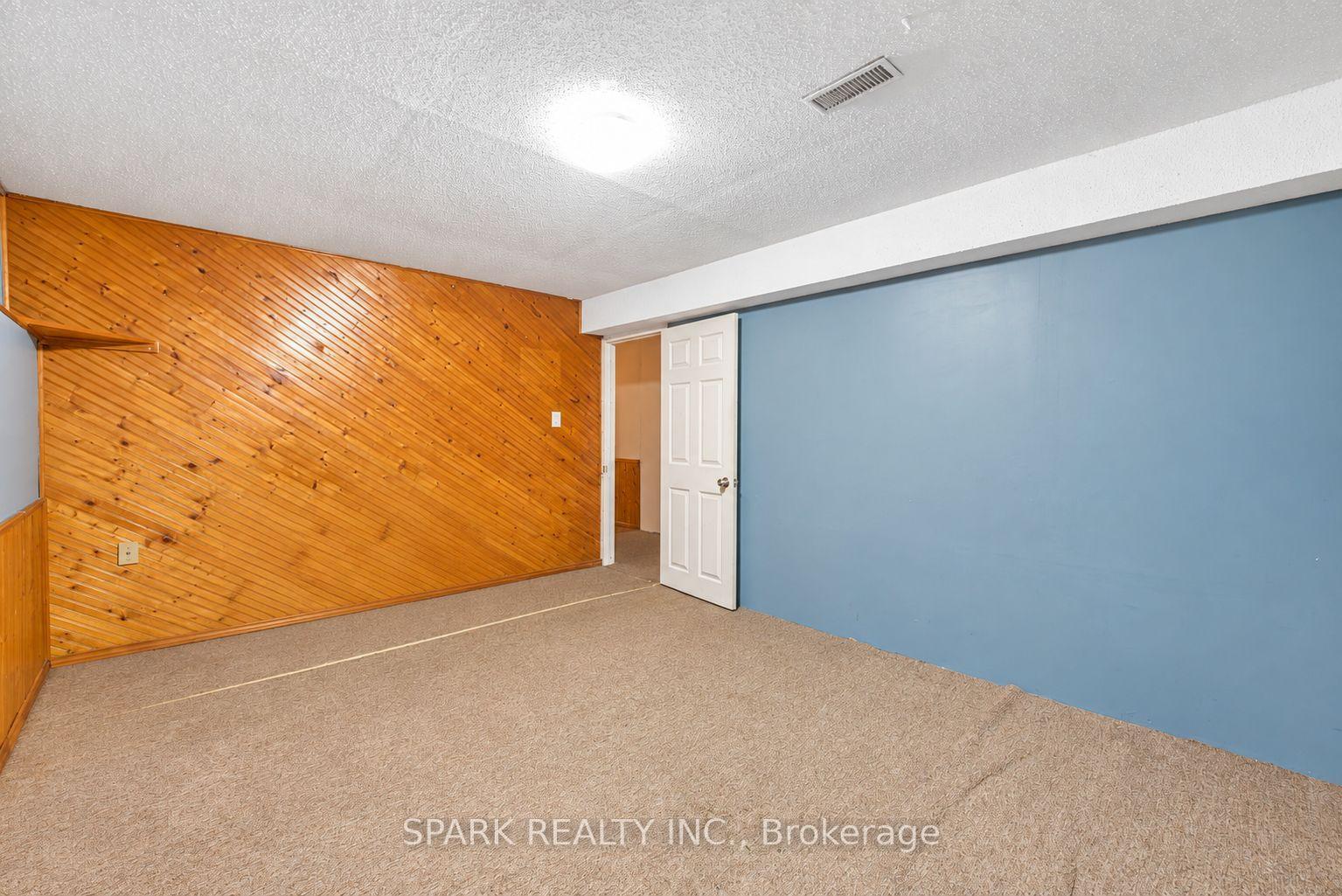 Photo 22 of 28 Lampman Crescent, Thorold, Confederation Heights — HOMEH