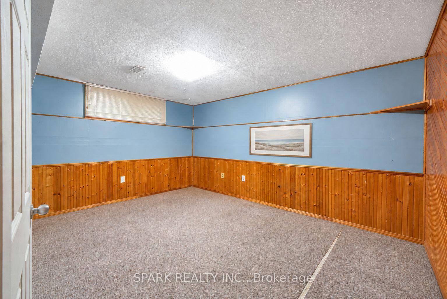 Photo 23 of 28 Lampman Crescent, Thorold, Confederation Heights — HOMEH