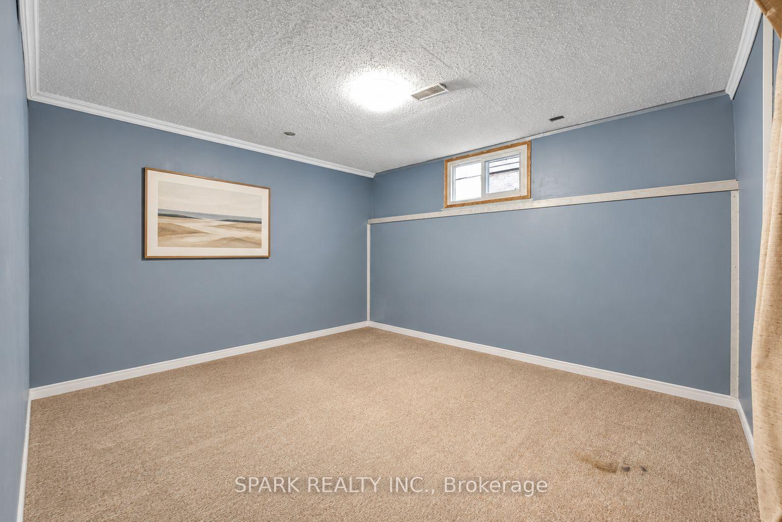 Photo 25 of 28 Lampman Crescent, Thorold, Confederation Heights — HOMEH
