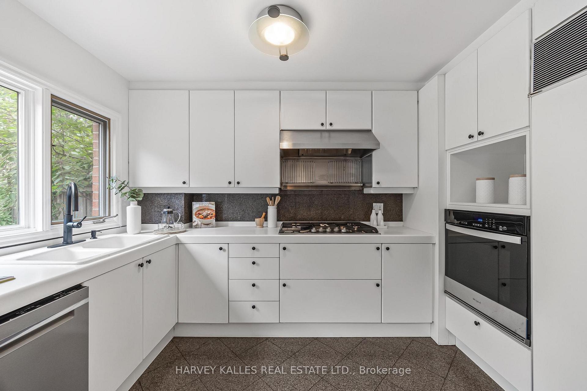 Photo 12 of 142 Keewatin Avenue, Toronto, Mount Pleasant East — HOMEH