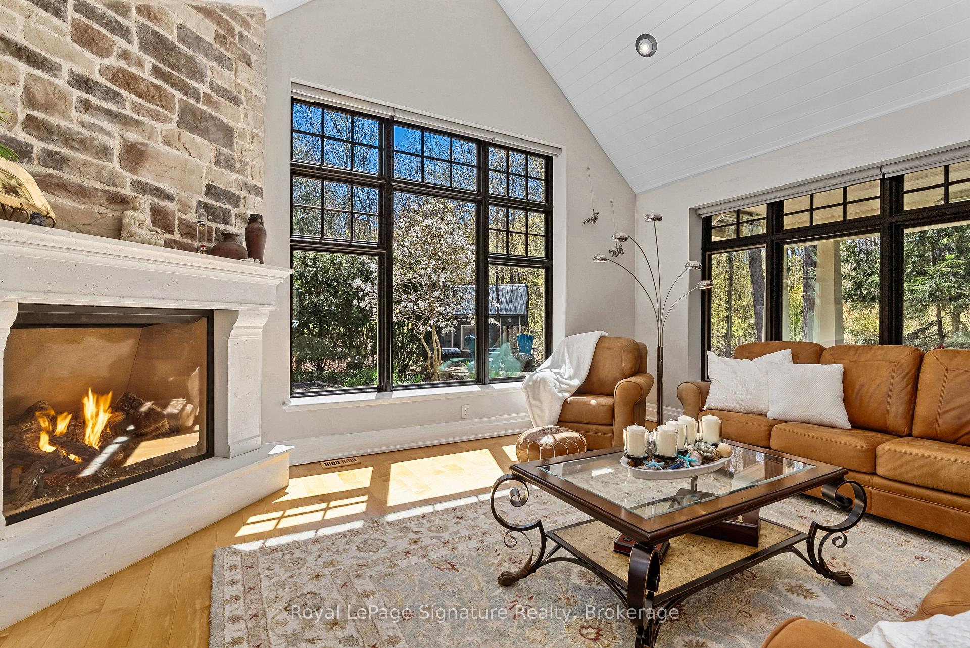 Photo 7 of 108 McMullen Court, Blue Mountains — HOMEH