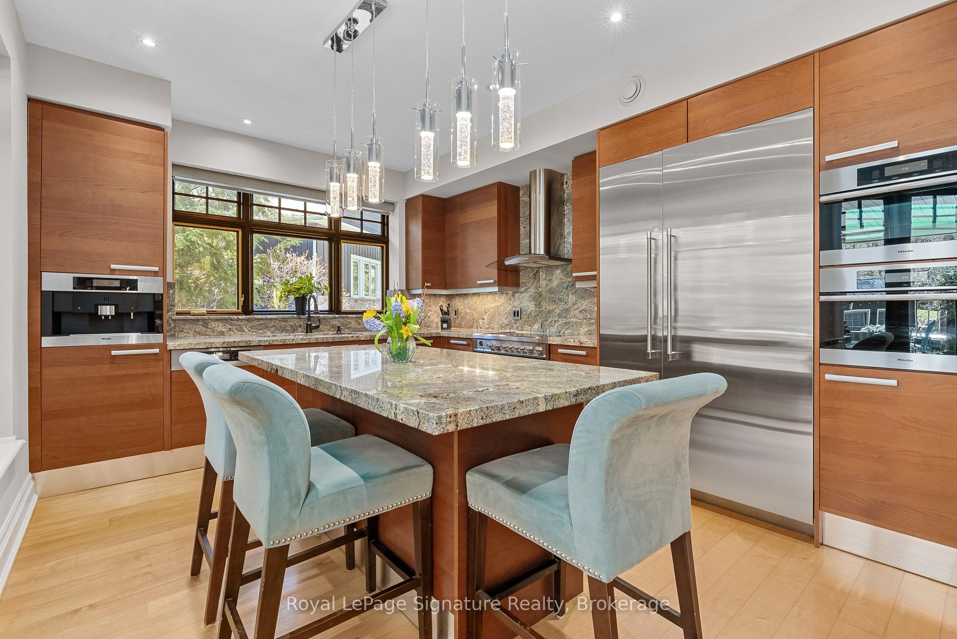 Photo 9 of 108 McMullen Court, Blue Mountains — HOMEH
