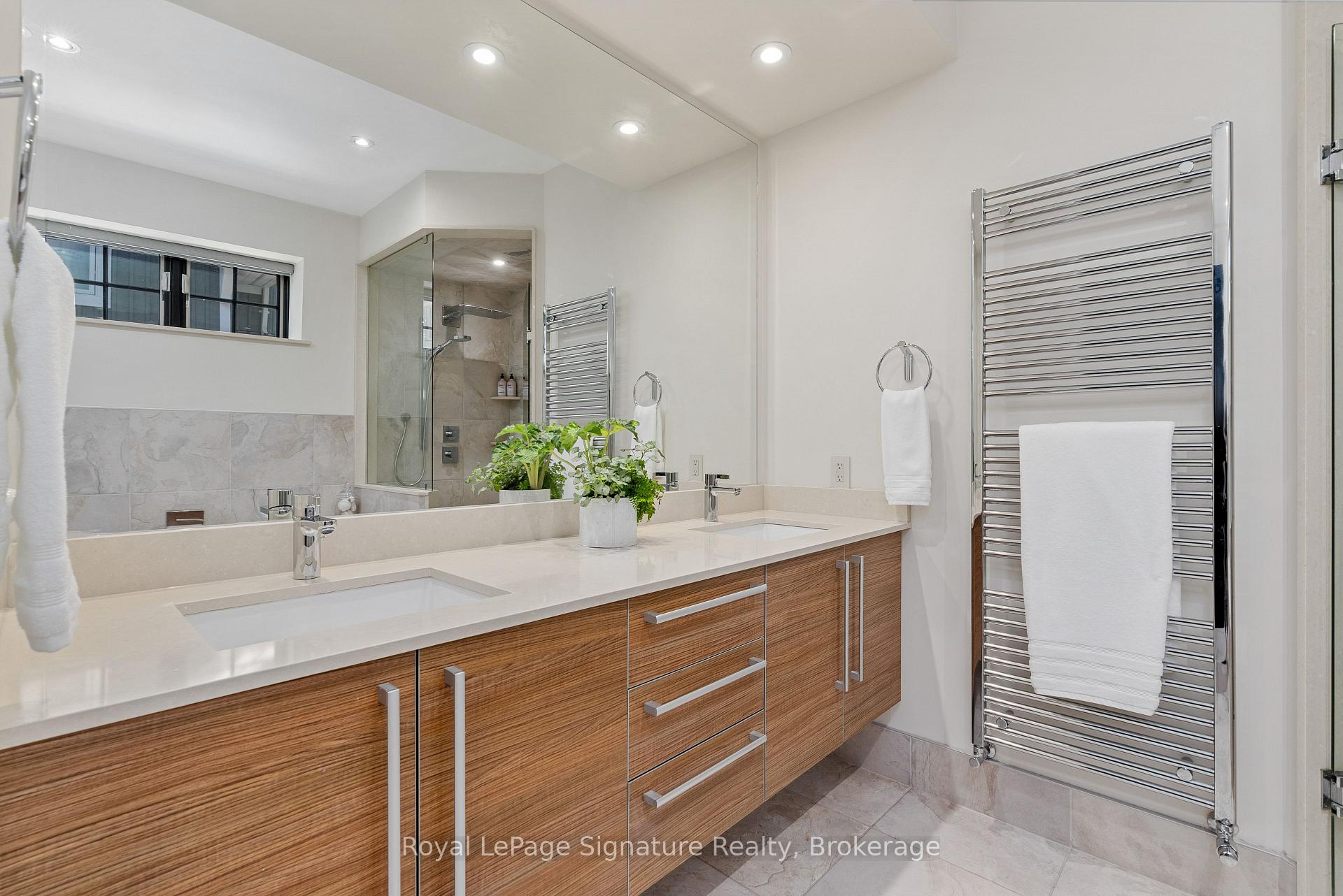 Photo 17 of 108 McMullen Court, Blue Mountains — HOMEH