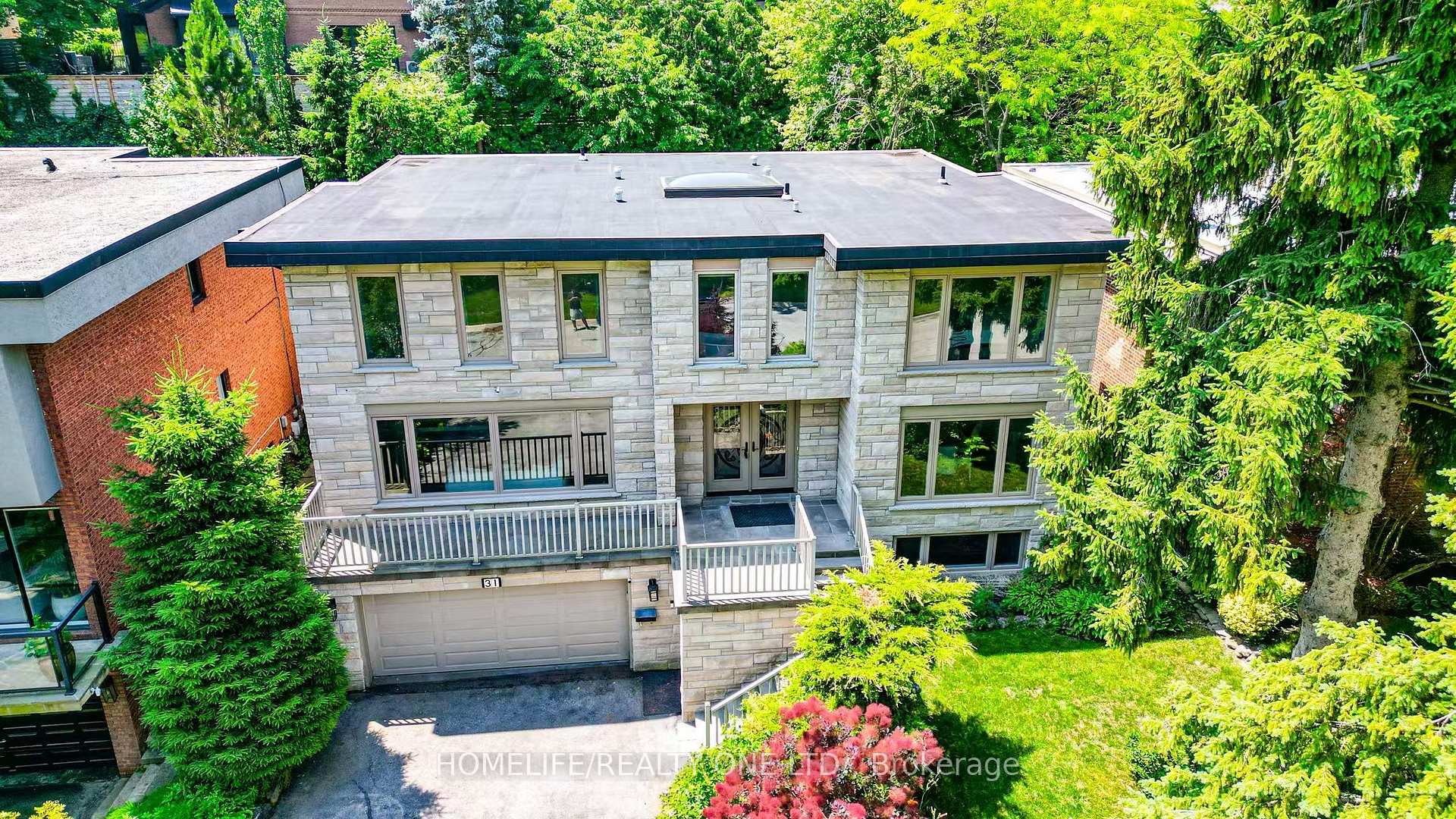 Photo 1 of 31 Bearwood Drive, Etobicoke, Edenbridge-Humber Valley — HOMEH