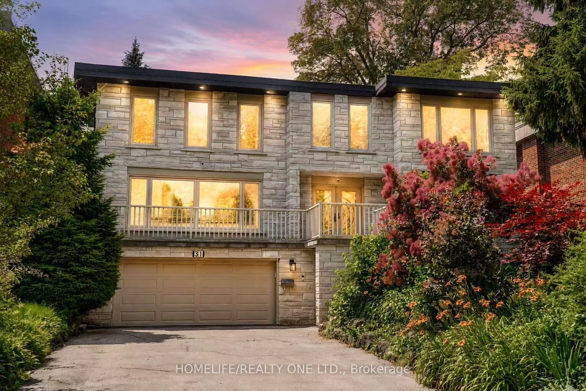 Photo 40 of 31 Bearwood Drive, Etobicoke, Edenbridge-Humber Valley — HOMEH