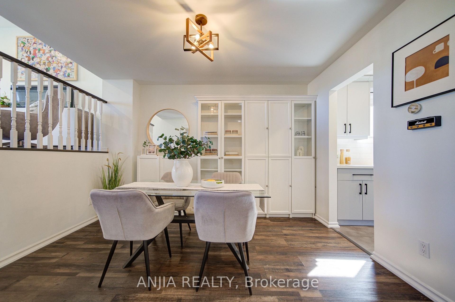 Photo 10 of 63 Enchanted Hills Crescent, Scarborough, Milliken — HOMEH