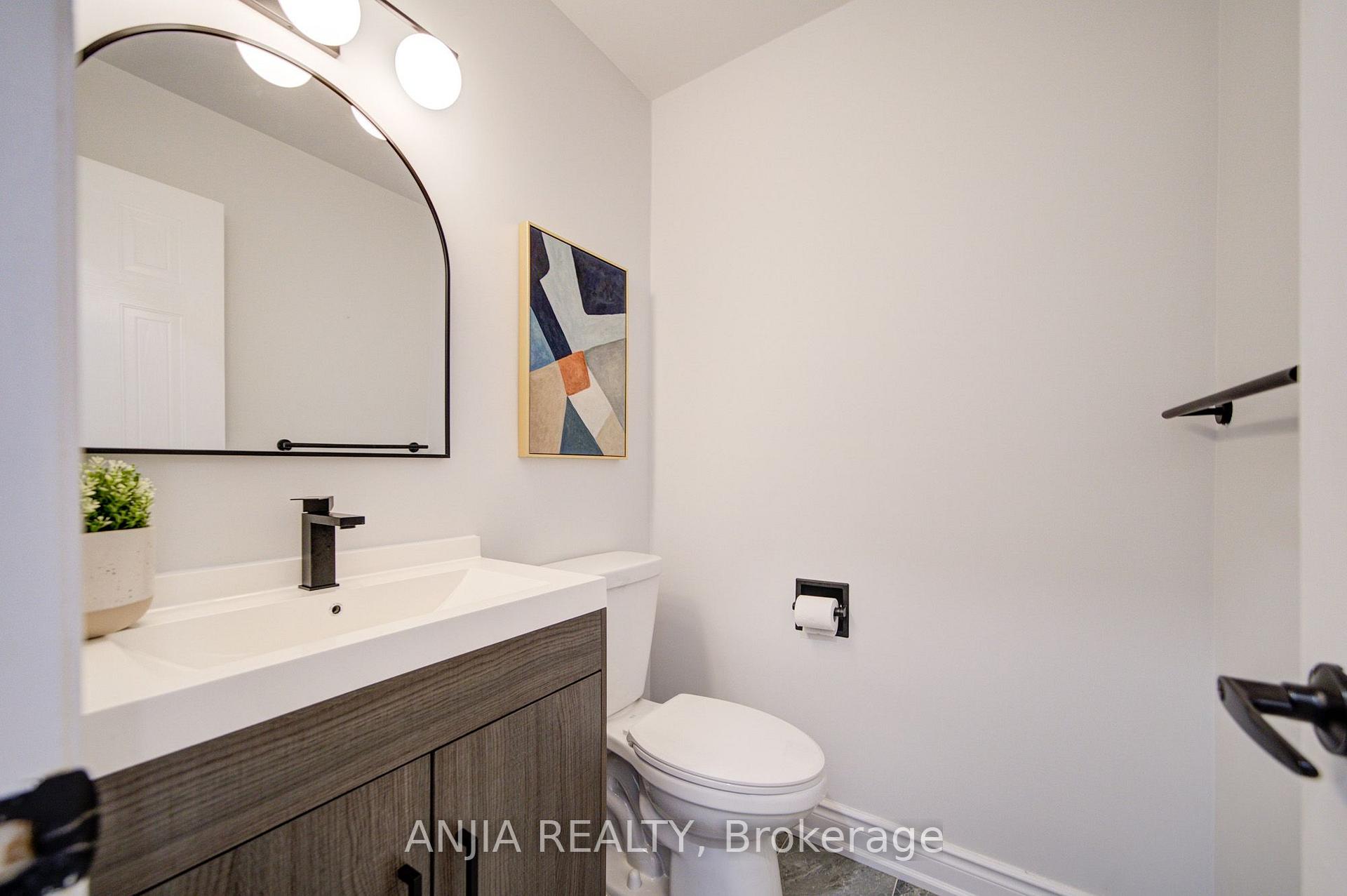 Photo 28 of 63 Enchanted Hills Crescent, Scarborough, Milliken — HOMEH