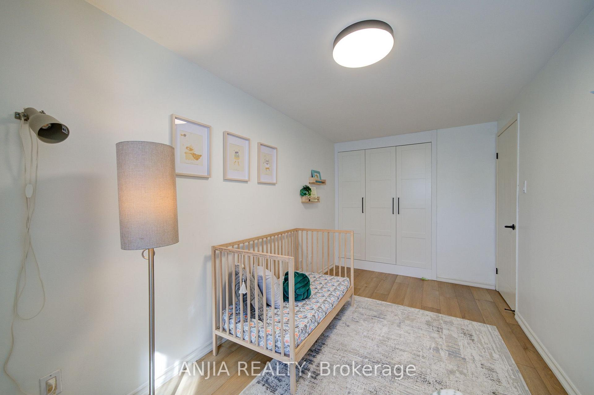 Photo 44 of 63 Enchanted Hills Crescent, Scarborough, Milliken — HOMEH
