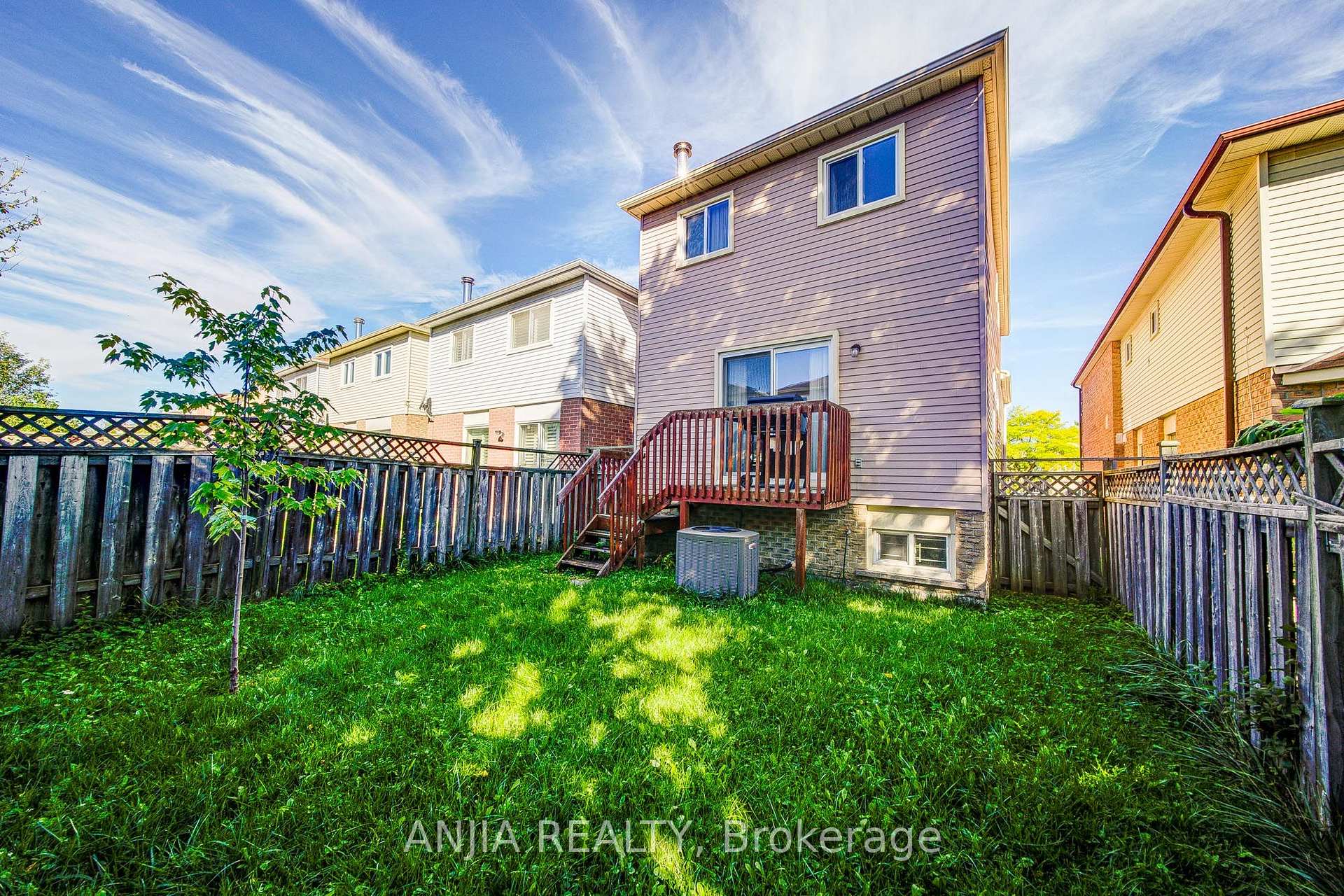 Photo 47 of 63 Enchanted Hills Crescent, Scarborough, Milliken — HOMEH