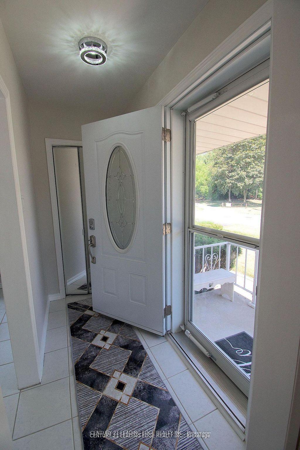 Photo 12 of 84 Allanford Road, Scarborough, Tam O'Shanter-Sullivan — HOMEH