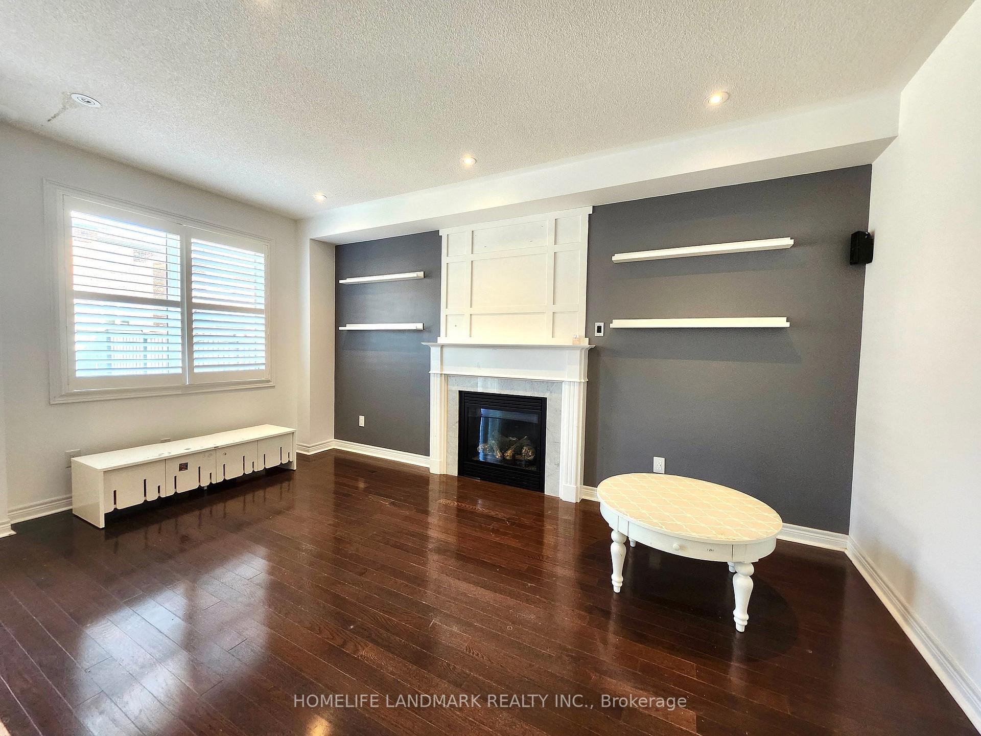 Photo 4 of 8 Church View Avenue, Markham, Victoria Manor-Jennings Gate — HOMEH