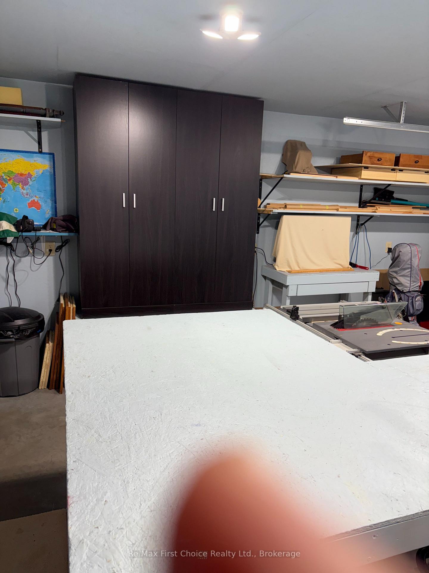 Photo 35 of 422 Ryerson Crescent, Thunder Bay, College Park — HOMEH