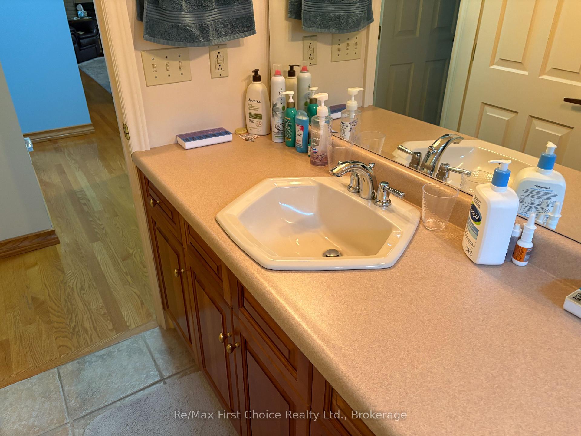 Photo 38 of 422 Ryerson Crescent, Thunder Bay, College Park — HOMEH