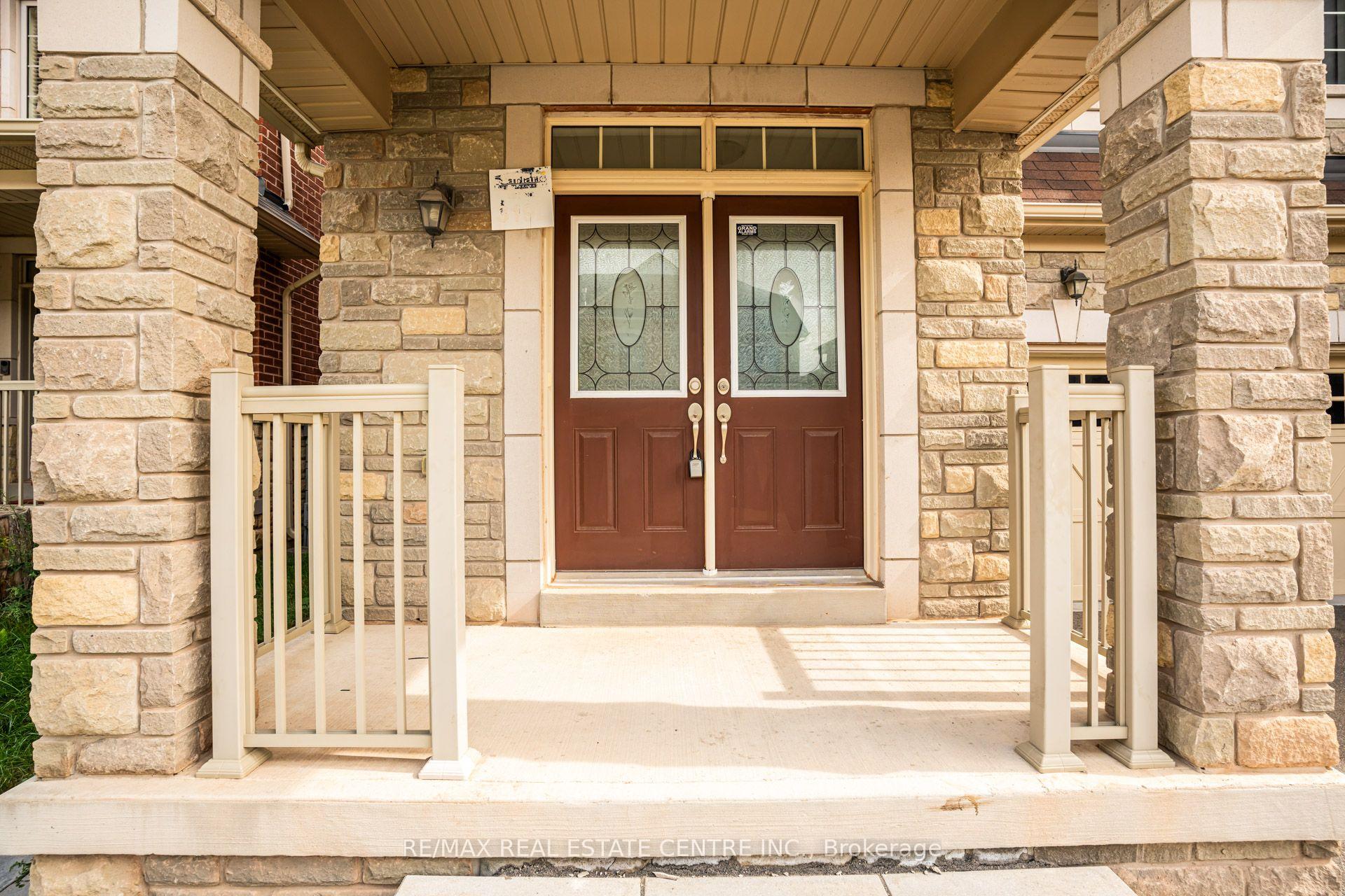 Photo 5 of 464 George Ryan Avenue, Oakville, Joshua Meadows — HOMEH