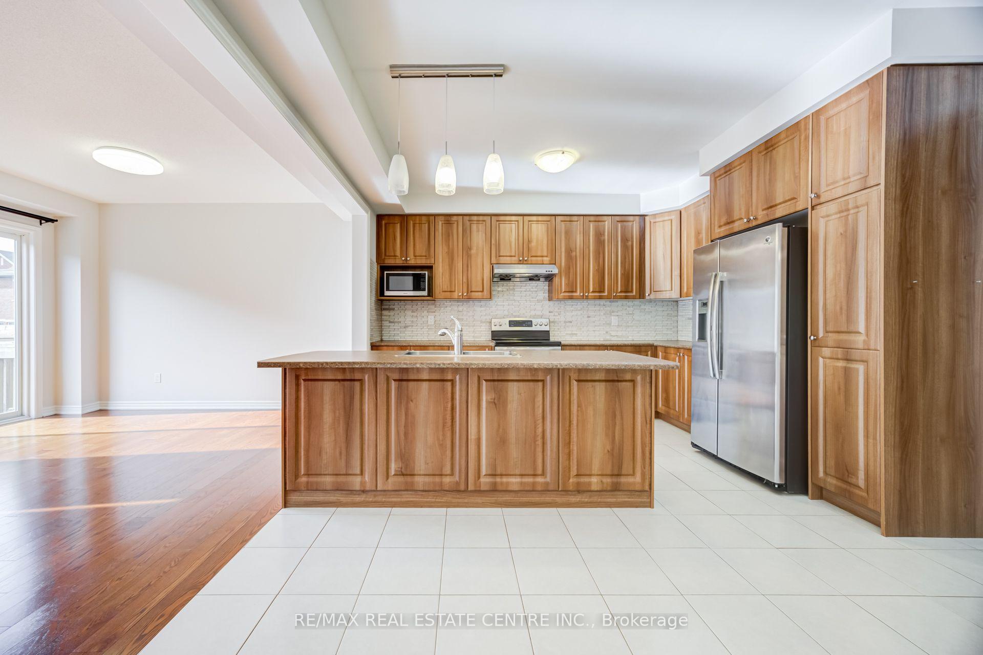Photo 9 of 464 George Ryan Avenue, Oakville, Joshua Meadows — HOMEH